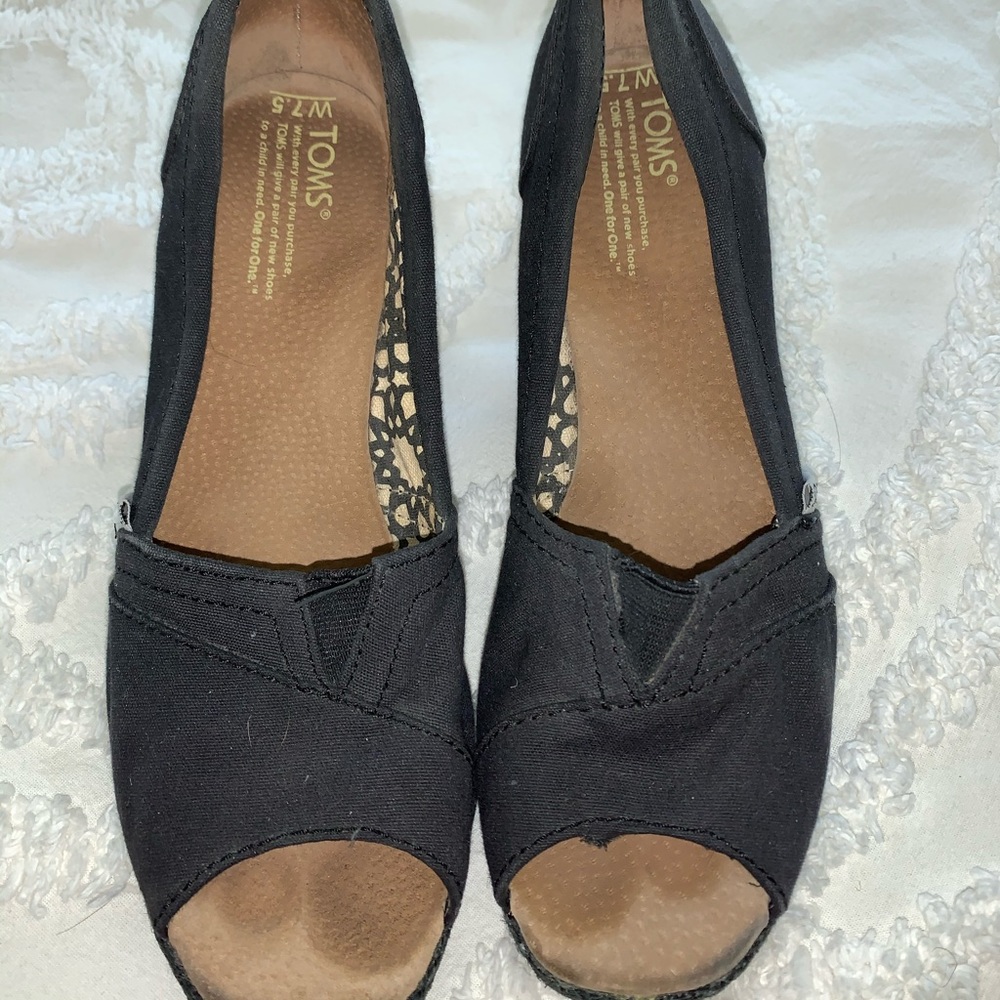 Toms Classic Wedge Pump
